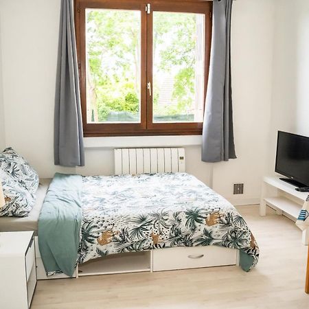 Qhome 1 - Studio Entre Paris Et Disney Вилие-сюр-Марн Екстериор снимка